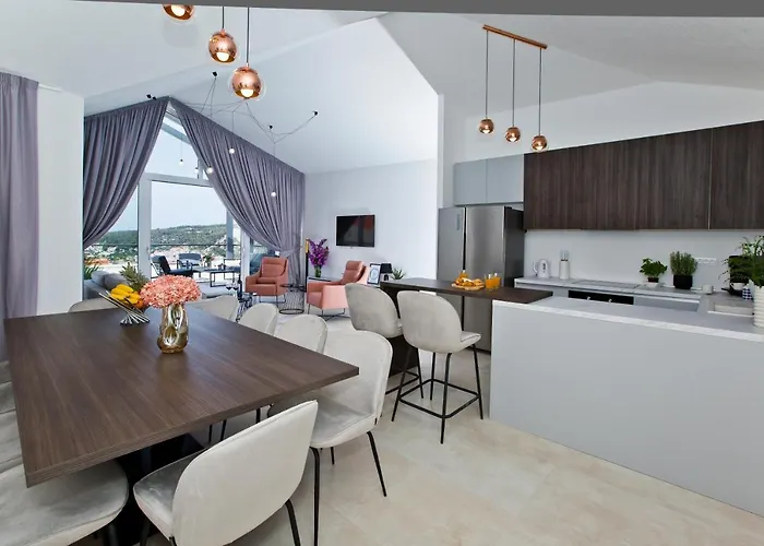 La Siesta - Zf Hvar * Hvar Town